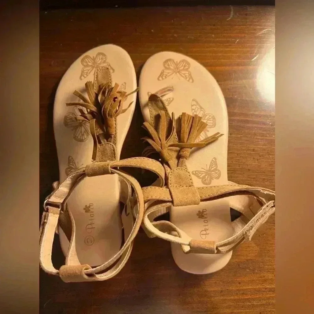 Girls size 13 Petalio Sandals